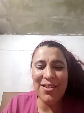 Snapshot of MarthinaBaker chatting on 11.19.25 MarthinaBaker online show from 11.19.25