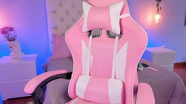 Snapshot of Brann_tadzio chatting on 01.12.25 Brann tadzio online show from 01.12.25