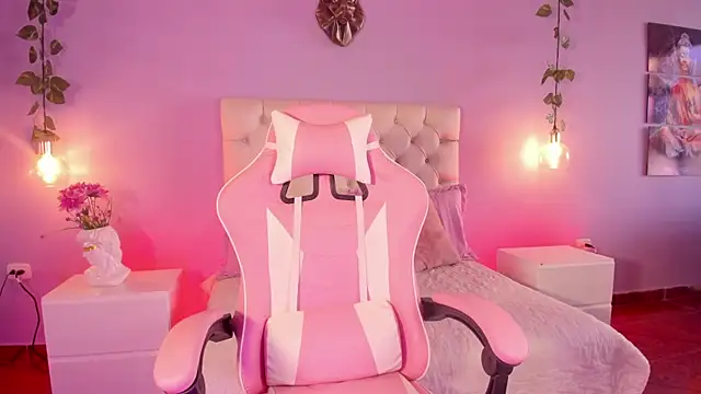 Snapshot of Brann_tadzio chatting on 01.15.25 Brann tadzio online show from 01.15.25