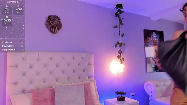 Snapshot of Brann_tadzio chatting on 02.18.25 Brann tadzio online show from 02.18.25