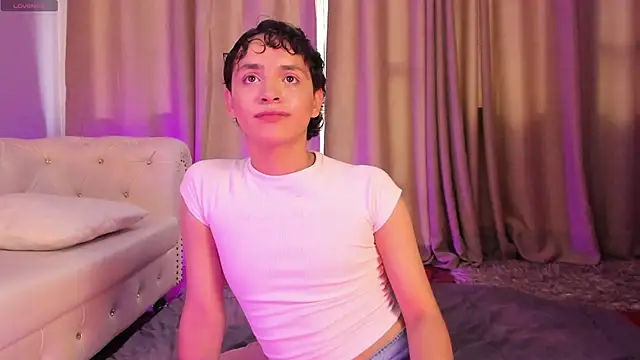 Snapshot of Brann_tadzio chatting on 02.20.25 Brann tadzio online show from 02.20.25