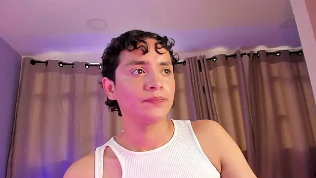 Snapshot of Brann_tadzio chatting on 03.03.25 Brann tadzio online show from 03.03.25