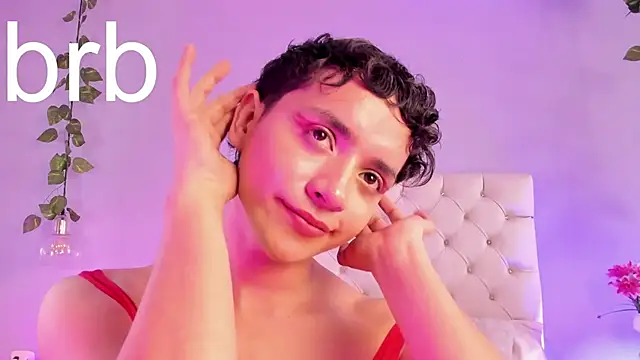 Snapshot of Brann_tadzio chatting on 03.17.25 Brann tadzio online show from 03.17.25