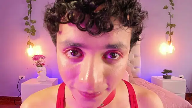 Snapshot of Brann_tadzio chatting on 03.18.25 Brann tadzio online show from 03.18.25