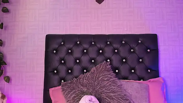 Snapshot of Brann_tadzio chatting on 03.22.25 Brann tadzio online show from 03.22.25