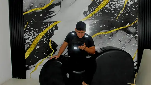 sweethot    online show from 09.25.25