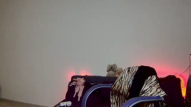 Snapshot of amber_candyfloss chatting on 09.17.25 amber candyfloss online show from 09.17.25