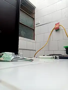 krvdeslalas29 online show from 01.05.25