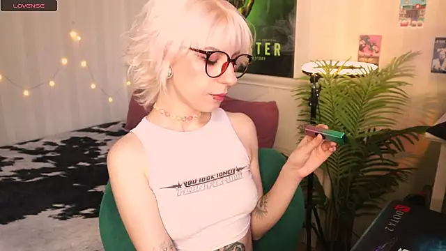  Moonlight t online show from 02.01.26