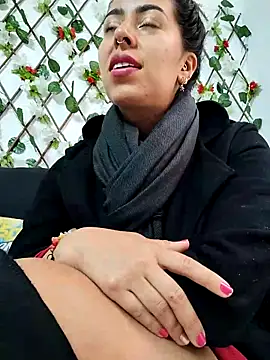 Emily Wane online show from 10.17.25