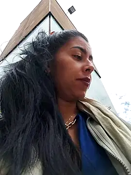 Emily Wane online show from 10.29.25