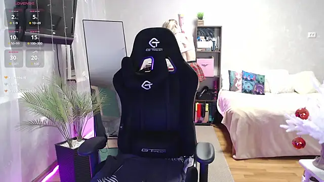 Little Soph online show from 12.27.24