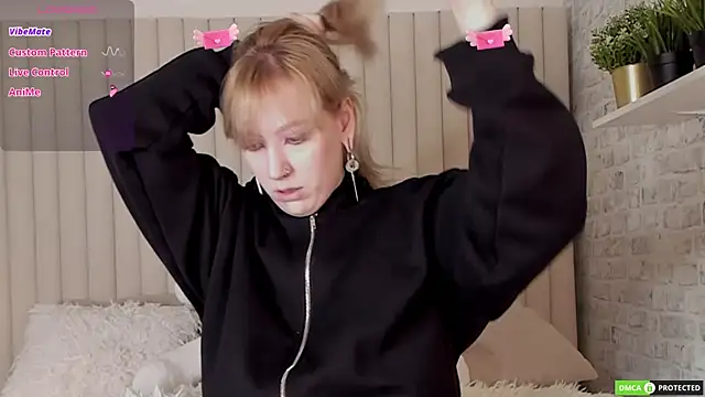 RachelCart online show from 11.08.25