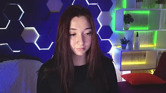 YasmineWest online show from 12.28.24