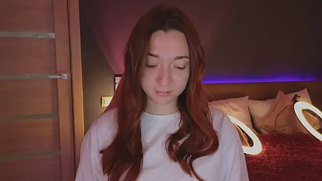 YasmineWest online show from 09.11.25