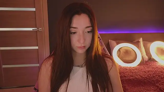 YasmineWest online show from 09.30.25