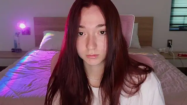 YasmineWest online show from 04.12.26