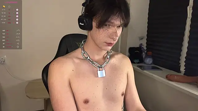 carthylovvve online show from 10.23.25