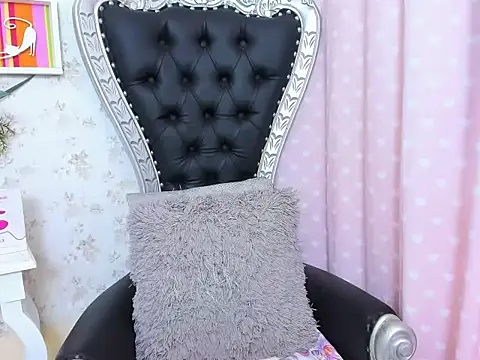 milf bigass  online show from 10.20.25