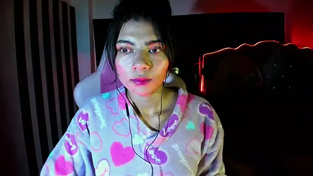 Snapshot of Lilithsabeth chatting on 06.17.26 Lilithsabeth online show from 06.17.26