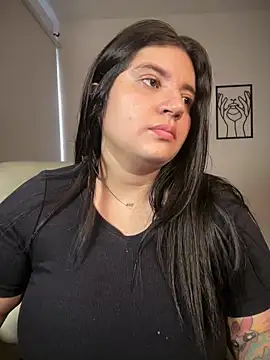 Snapshot of horny_roomiess chatting on 02.16.26 horny roomiess online show from 02.16.26