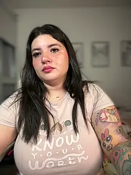 Snapshot of horny_roomiess chatting on 02.26.26 horny roomiess online show from 02.26.26