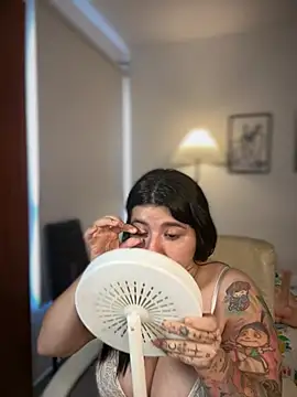 Snapshot of horny_roomiess chatting on 02.26.26 horny roomiess online show from 02.26.26