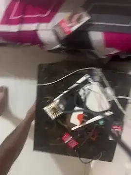 Snapshot of hornyguy271192 chatting on 11.08.25 hornyguy271192 online show from 11.08.25