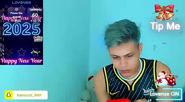 Snapshot of Liamscott_ chatting on 01.06.25 Liamscott online show from 01.06.25