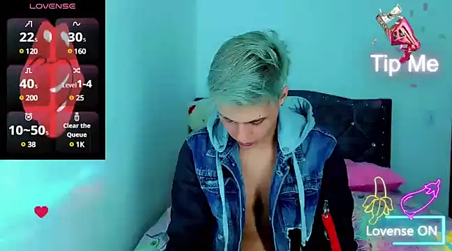 Snapshot of Liamscott_ chatting on 01.25.25 Liamscott online show from 01.25.25