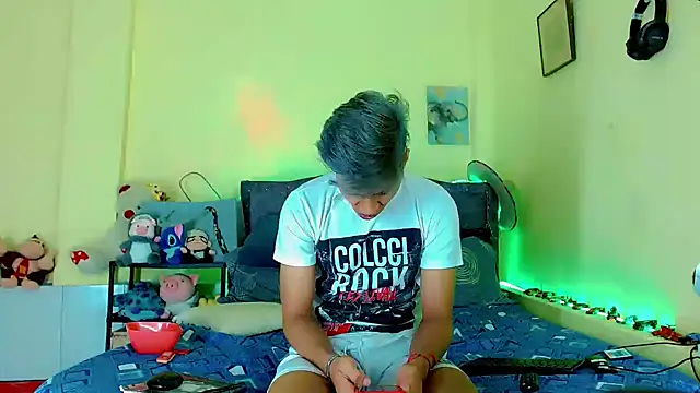 Liamscott  online show from 03.25.26