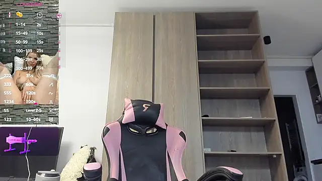 Megan Ros online show from 10.27.25