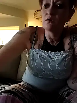 renegade vyxxen online show from 11.21.25