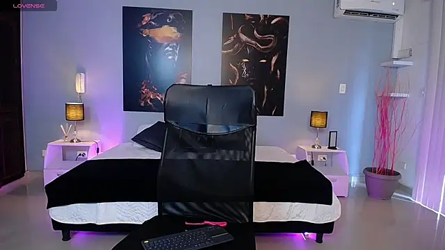 JasmineCampbell  online show from 10.27.25