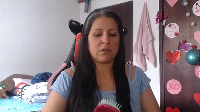 Snapshot of LucifernandaSw chatting on 02.15.26 LucifernandaSw online show from 02.15.26