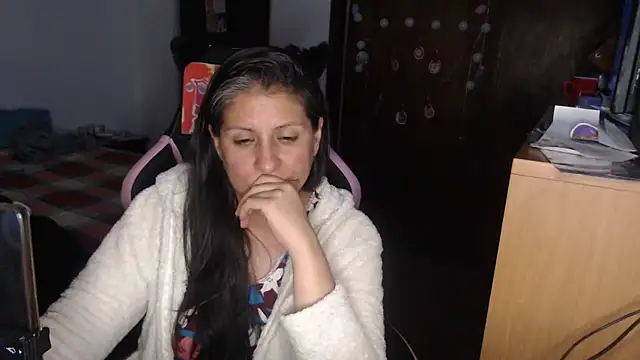 LucifernandaSw online show from 04.14.26