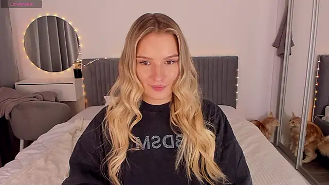 CassieRayss online show from 05.06.26