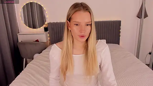 CassieRayss online show from 05.18.26