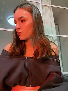 hotAssHell  online show from 03.05.25