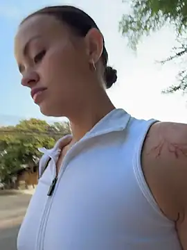 AngelinaTeller online show from 04.14.26