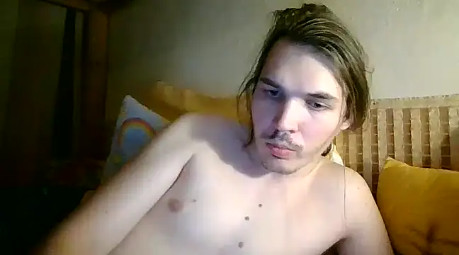 Snapshot of Davideksexy chatting on 12.11.24 Davideksexy online show from 12.11.24