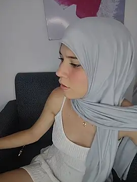 Snapshot of hanaa_18 chatting on 07.08.26 hanaa 18 online show from 07.08.26