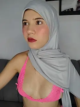 Snapshot of hanaa_18 chatting on 07.17.26 hanaa 18 online show from 07.17.26