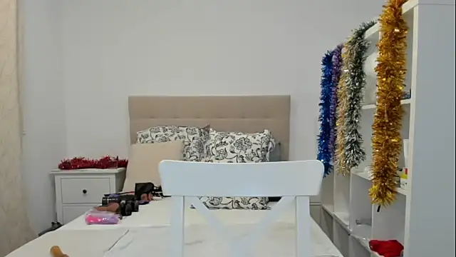 emmita69  online show from 12.20.25