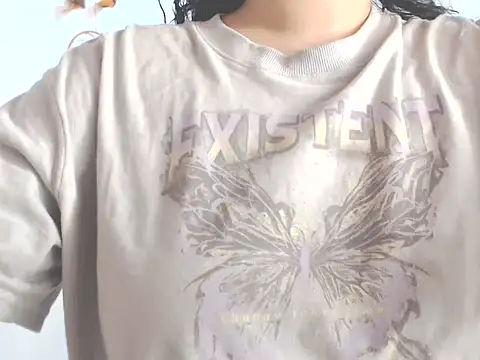 Snapshot of Amara18_ chatting on 12.15.24 Amara18 online show from 12.15.24