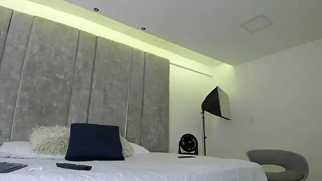 Amareto  online show from 01.23.25