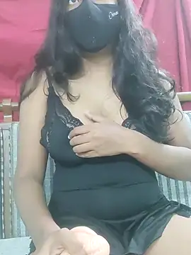 Snapshot of Kunchiii chatting on 11.18.25 Kunchiii online show from 11.18.25