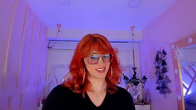 Juliana Saenzz online show from 01.14.25