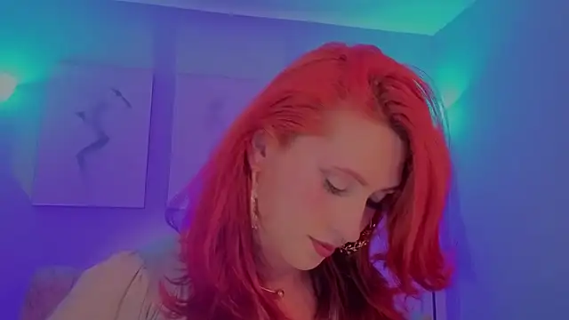 Juliana Saenzz online show from 12.03.25