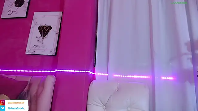 AleezaFrench online show from 12.02.24